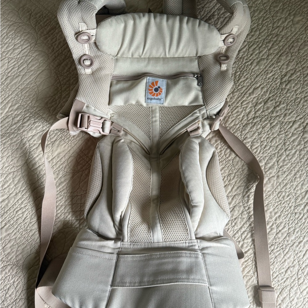 Ergobaby Omni 360